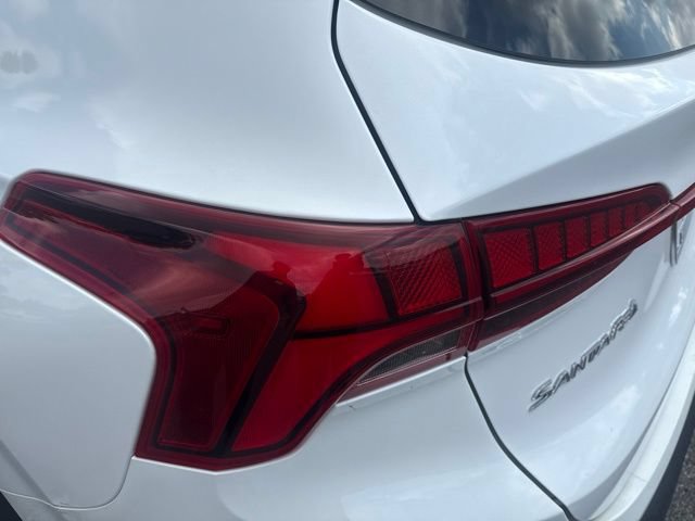 Used 2021 Hyundai Santa Fe SEL w/ Convenience + Premium Package FWD image 10