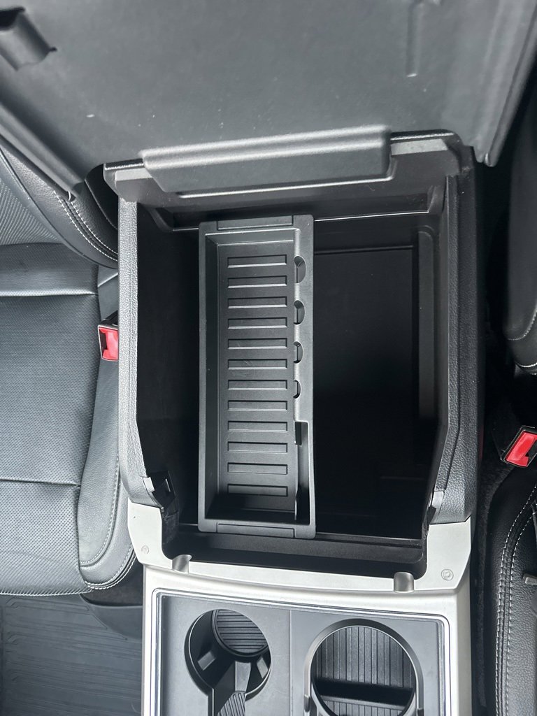 Used 2018 Ford F350 Lariat w/ Chrome Package image 31