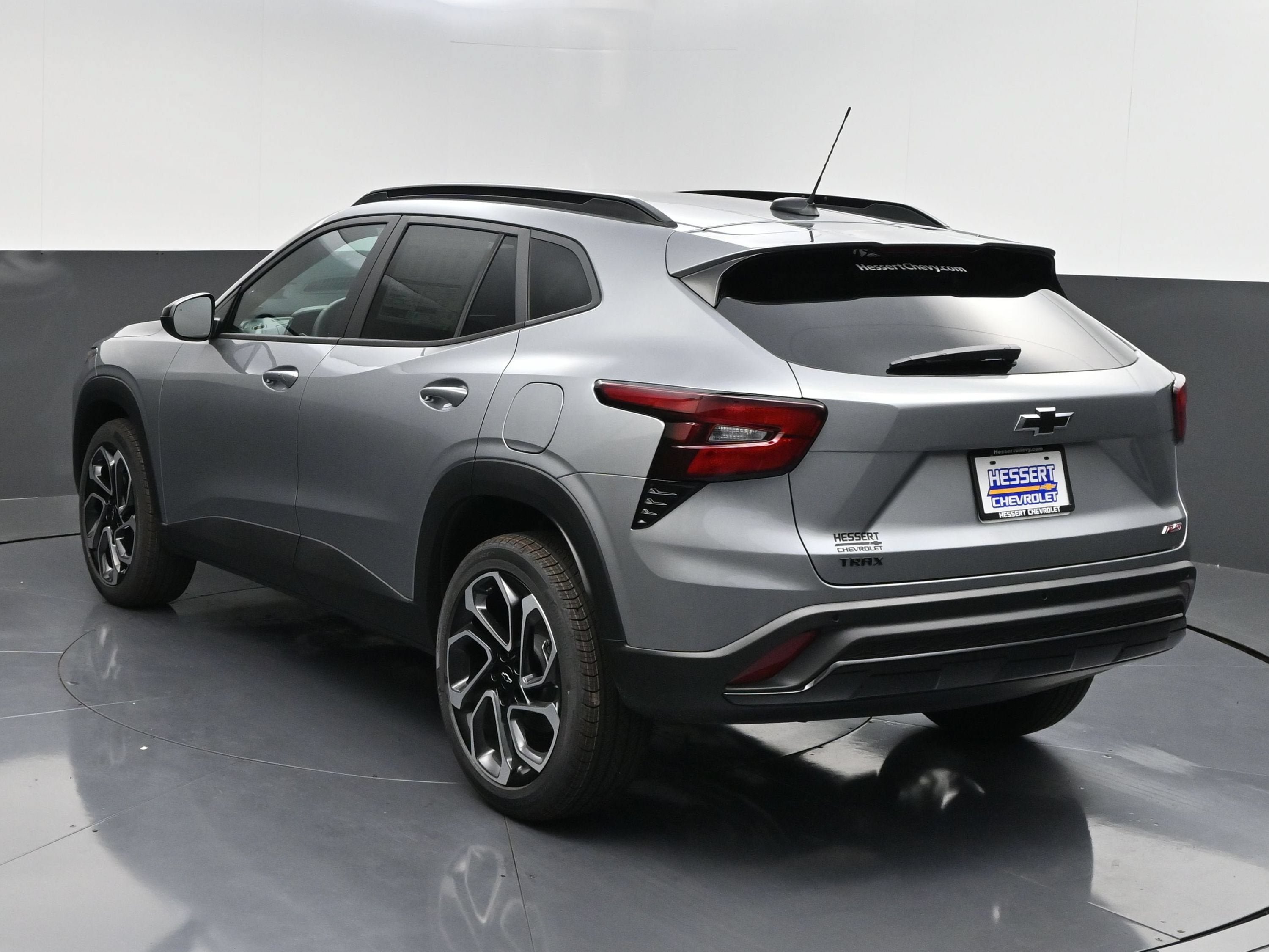 New 2026 Chevrolet Trax RS w/ Driver Confidence Package FWD image 6