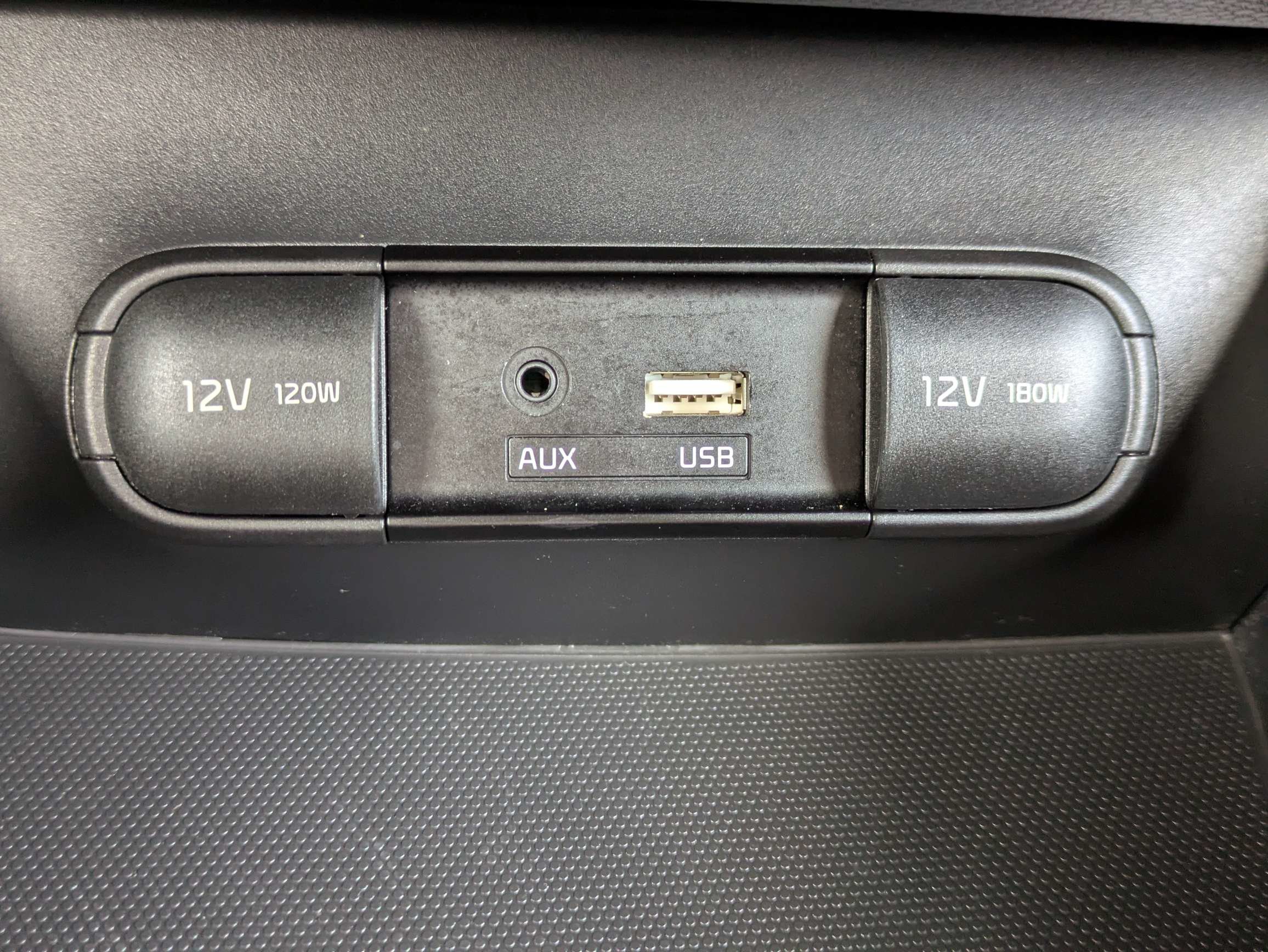 Used 2017 Kia Soul + w/ Designer's Package FWD image 25
