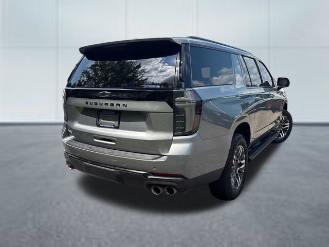 Used 2026 Chevrolet Suburban Z71 w/ Comfort Package AWD/4WD image 4