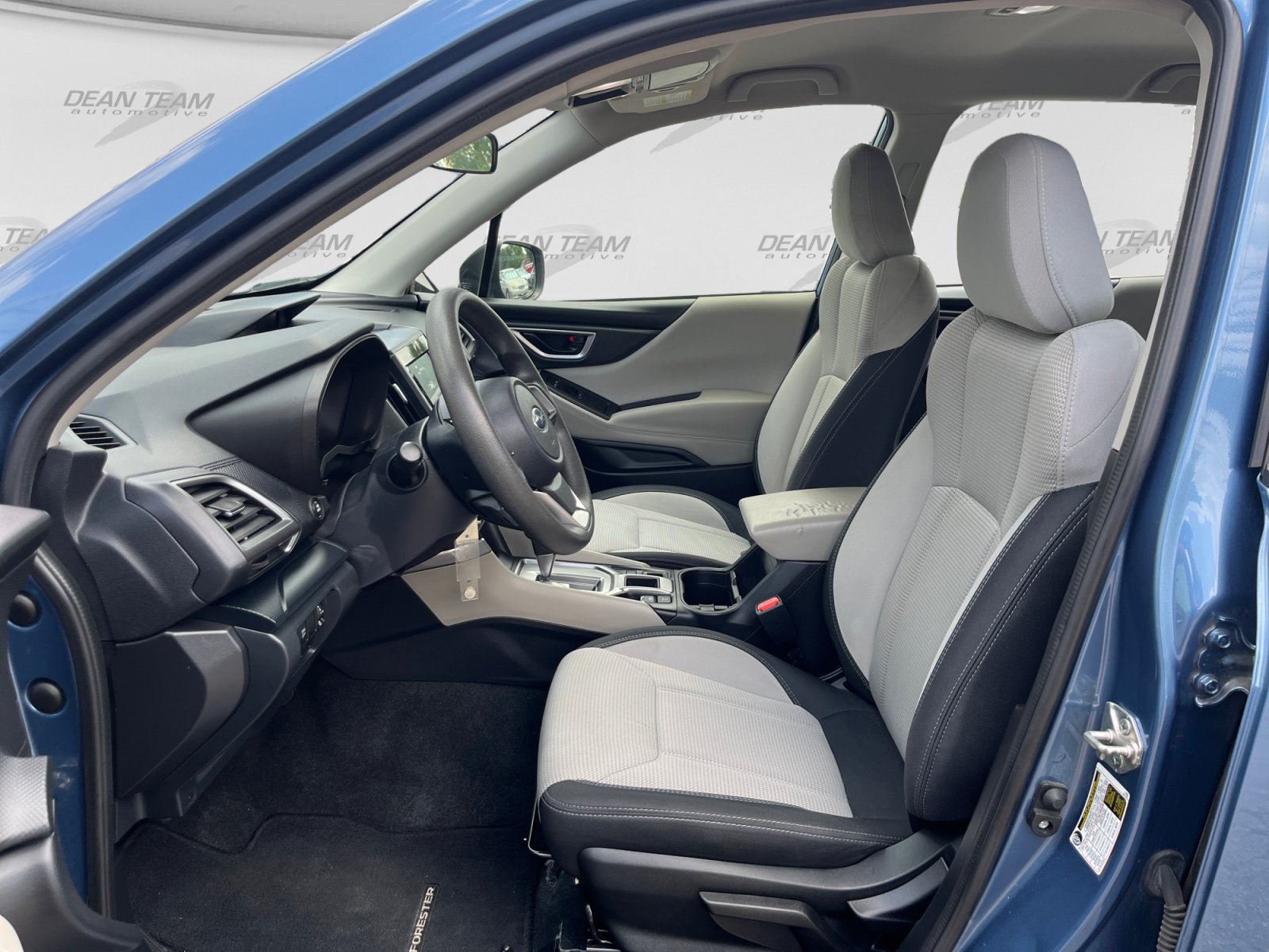 Used 2022 Subaru Forester AWD/4WD image 9
