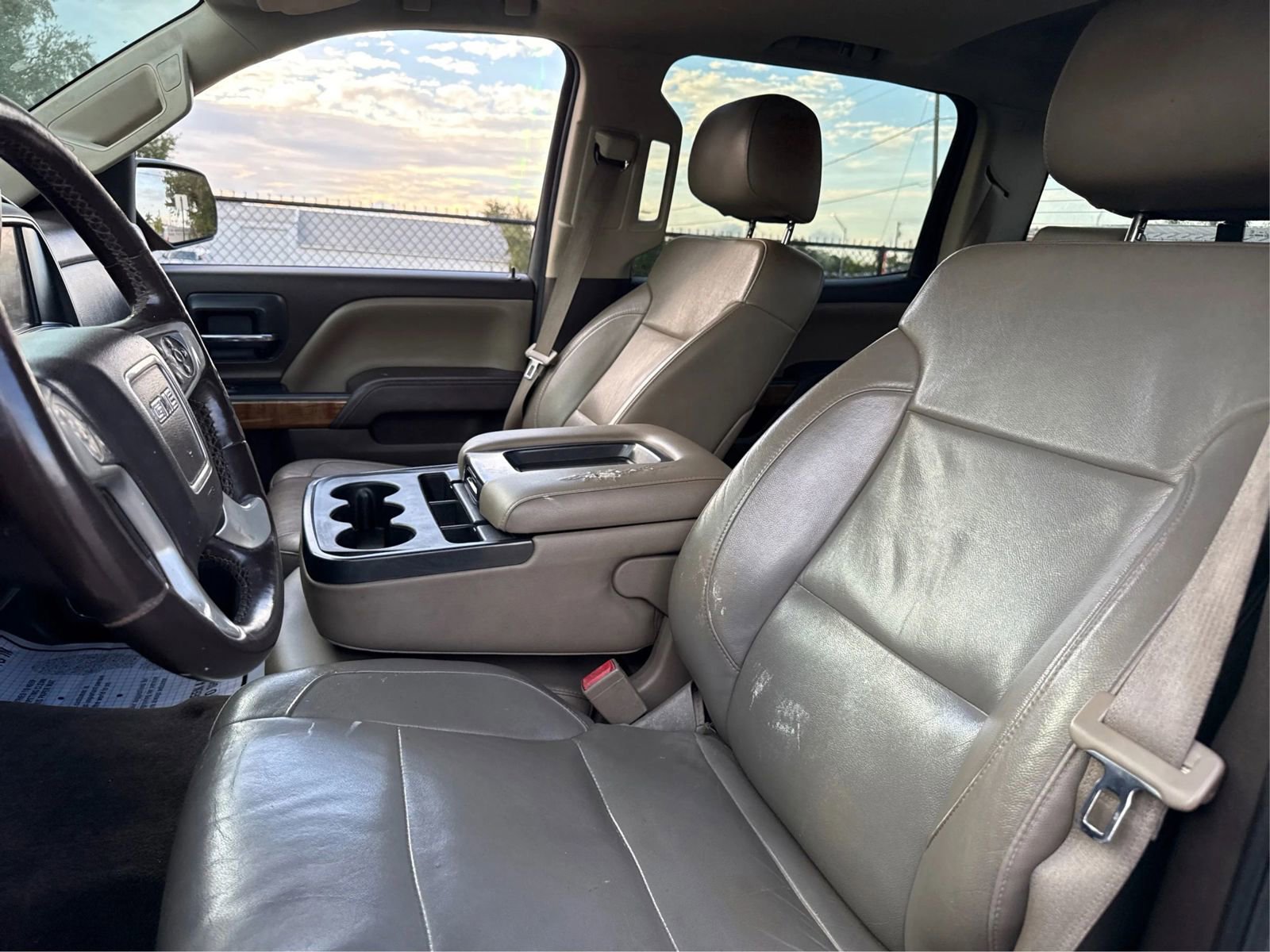 Used 2015 GMC Sierra 1500 SLT w/ SLT Crew Cab Value Package AWD/4WD image 9