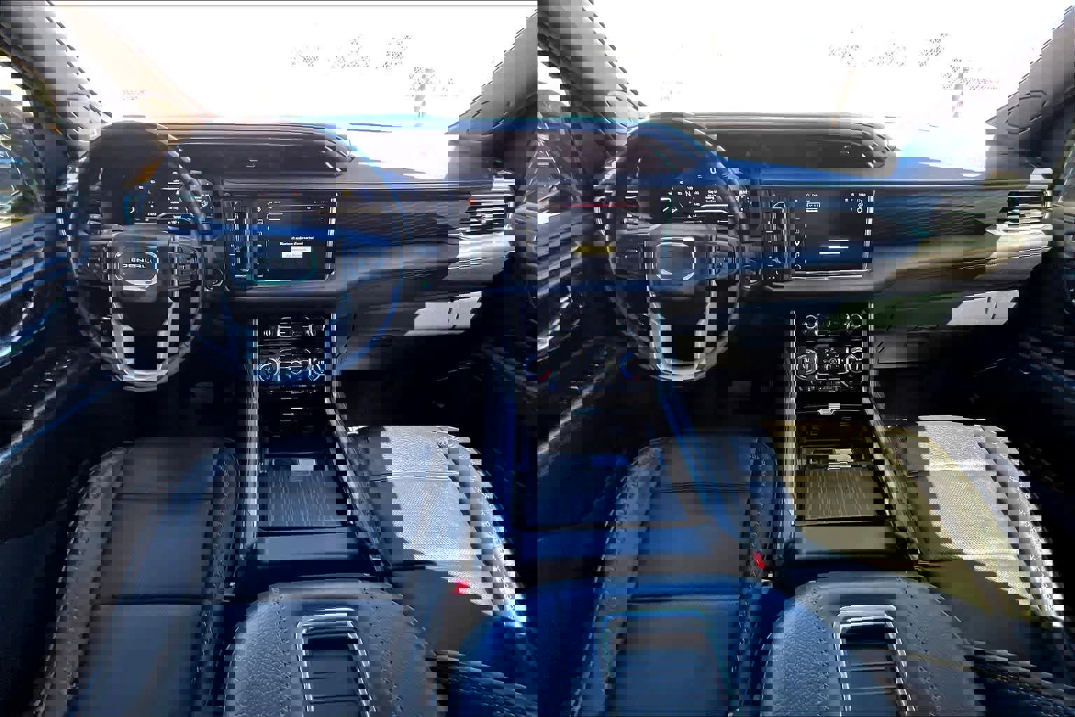 Used 2023 GMC Yukon Denali image 13