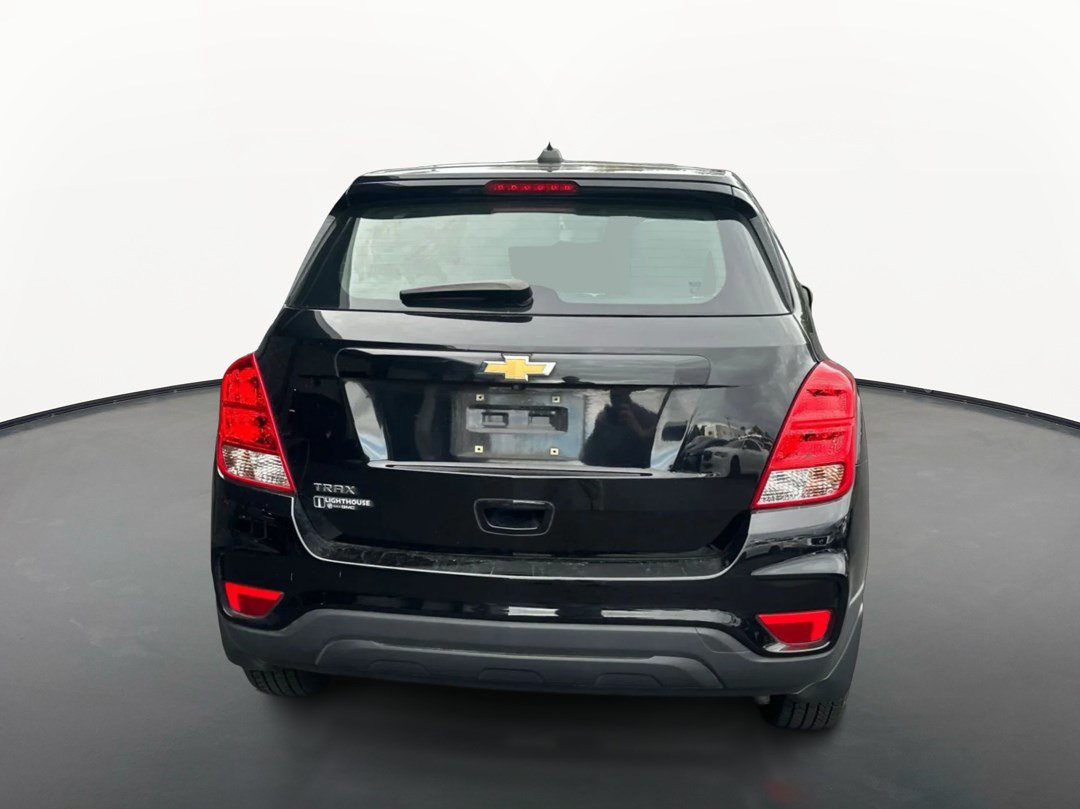 Used 2019 Chevrolet Trax LS w/ LPO, Protection Package FWD image 4