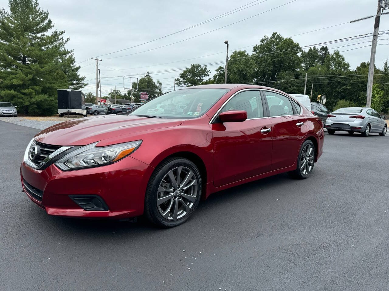 Used 2018 Nissan Altima 2.5 SR w/ SR Special Edition FWD image 2