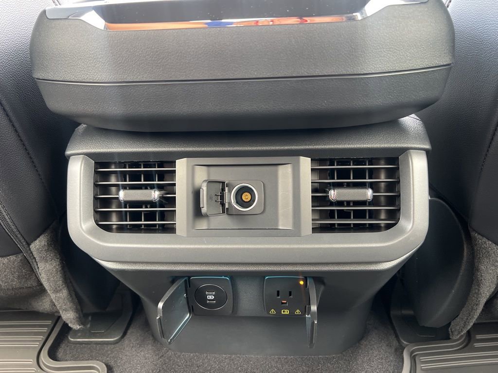 New 2025 Ford F150 Lariat w/ Equipment Group 501A Mid image 36