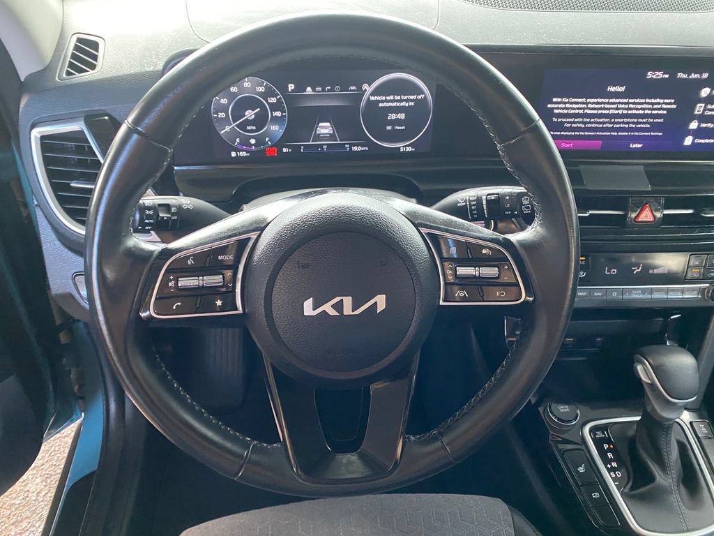 Used 2024 Kia Seltos S AWD/4WD image 14