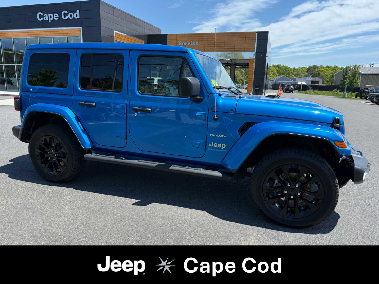 Used 2023 Jeep Wrangler Unlimited Sahara w/ Cold Weather Group