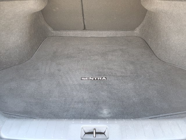 Used 2025 Nissan Sentra SR FWD image 28