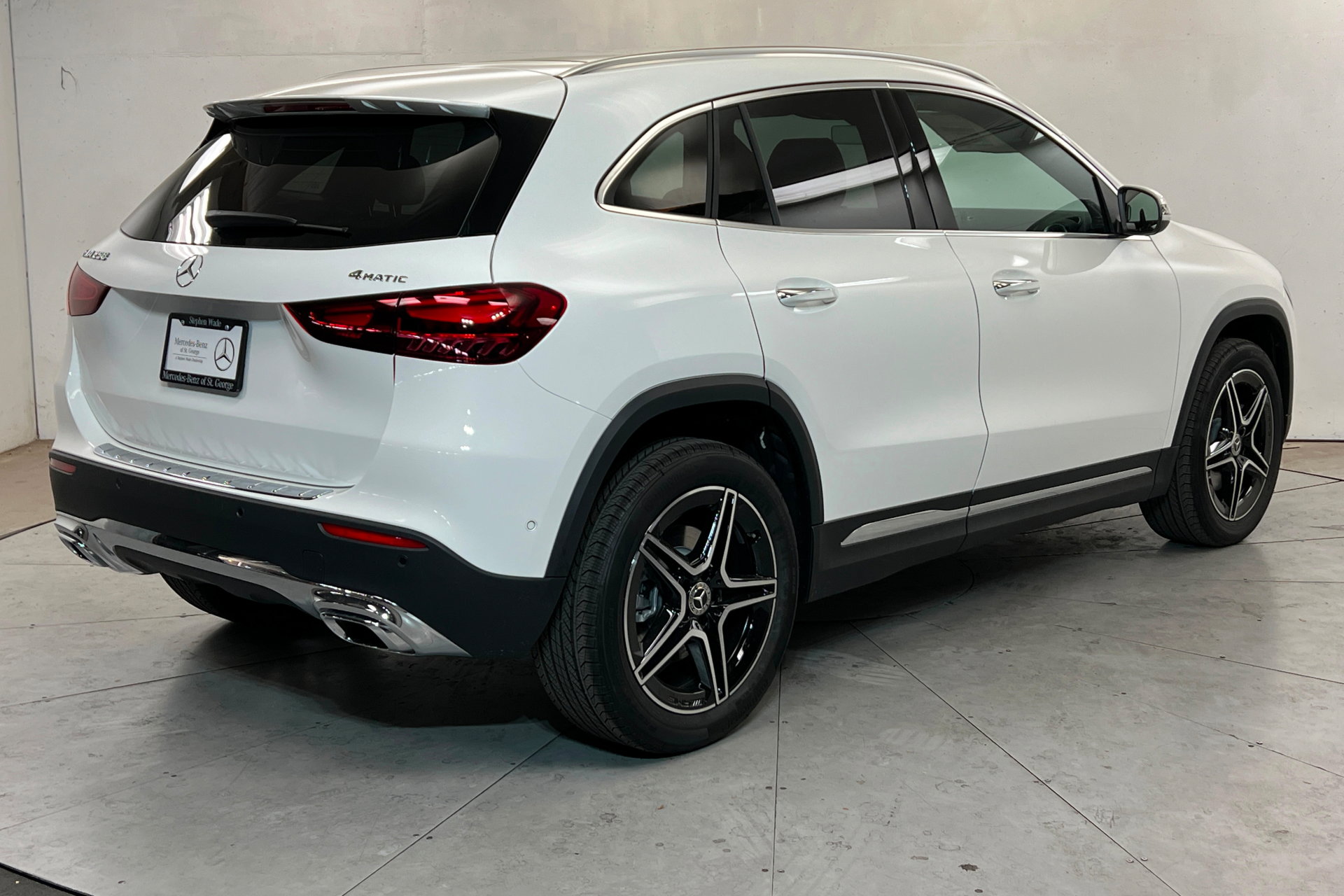 New 2026 Mercedes-Benz GLA 250 4MATIC image 5