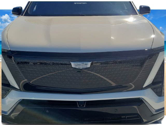 New 2027 Cadillac Vistiq Sport w/ LPO, Floor Liner Package AWD/4WD image 8