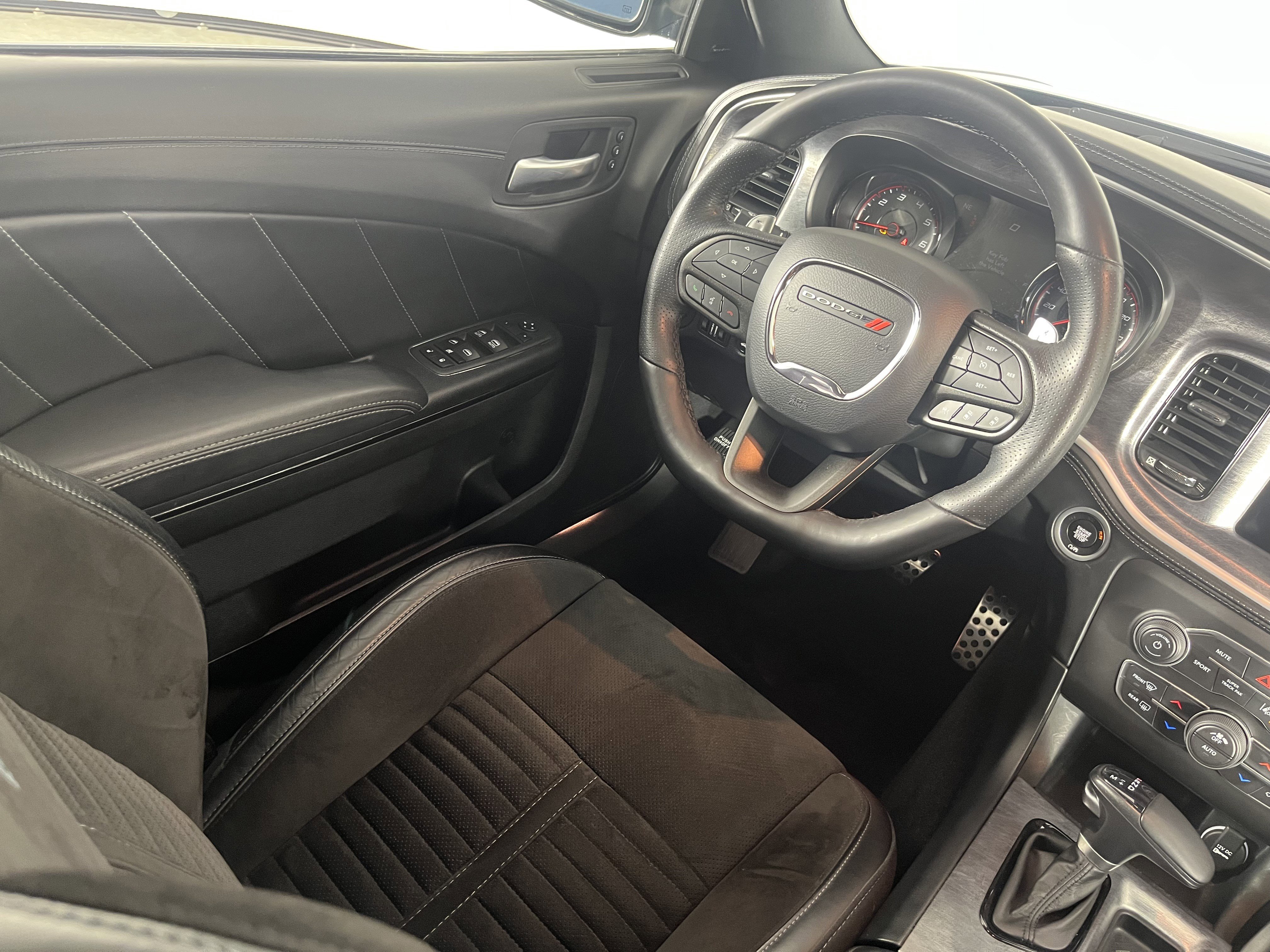 Used 2022 Dodge Charger R/T w/ Daytona Edition Group image 9