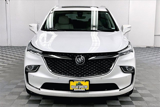 Used 2022 Buick Enclave Avenir image 3