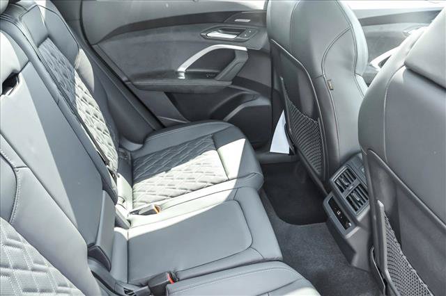 New 2026 Audi SQ5 Premium Plus AWD/4WD image 24