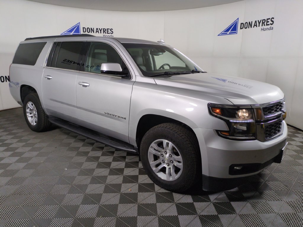 Used 2019 Chevrolet Suburban LT AWD/4WD image 11