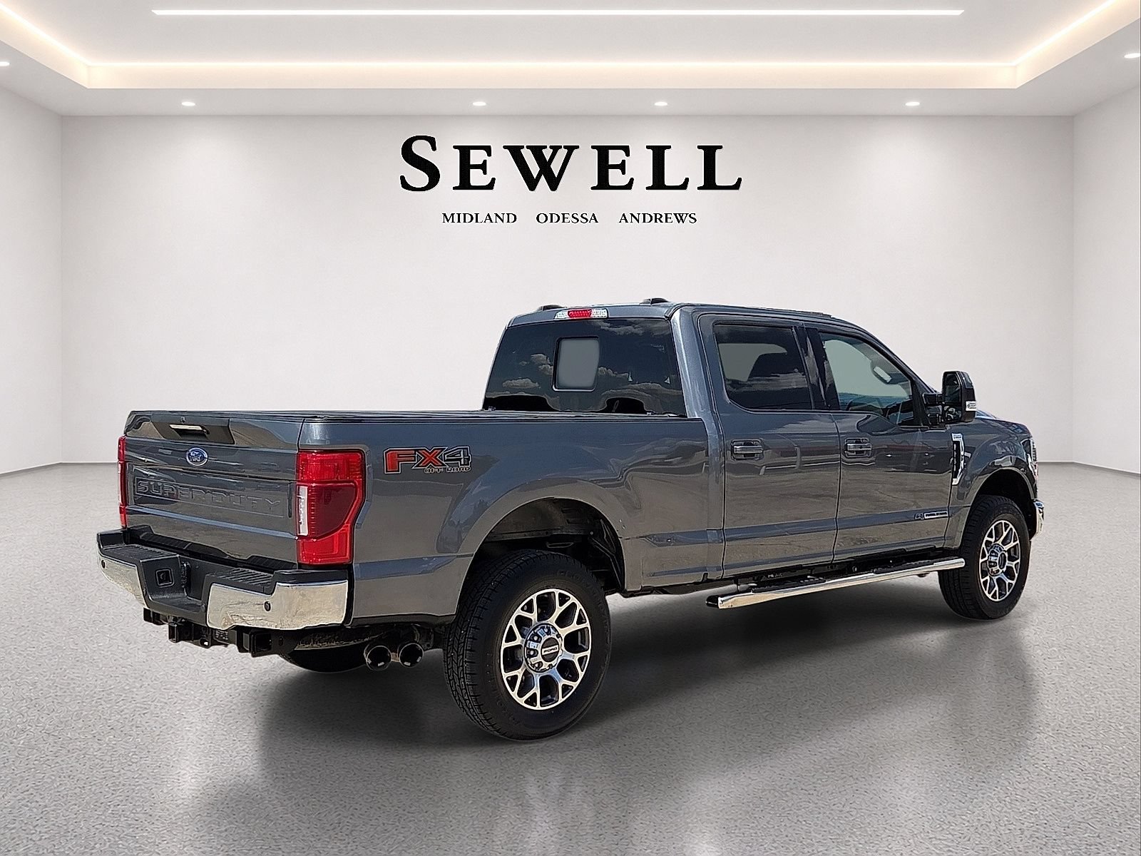 Used 2022 Ford F250 Lariat w/ Lariat Ultimate Package AWD/4WD image 4