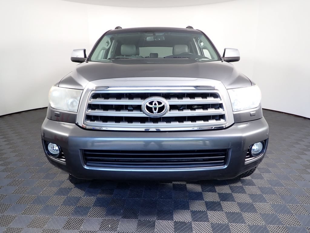 Used 2017 Toyota Sequoia Limited w/ Safety & Convenience Package AWD/4WD image 12