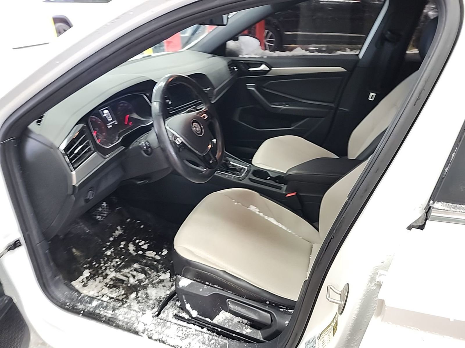 Used 2020 Volkswagen Jetta R-Line image 7