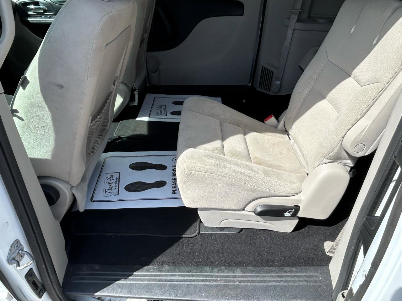 Used 2015 Dodge Grand Caravan SE w/ Quick Order Package 29E SE FWD image 9