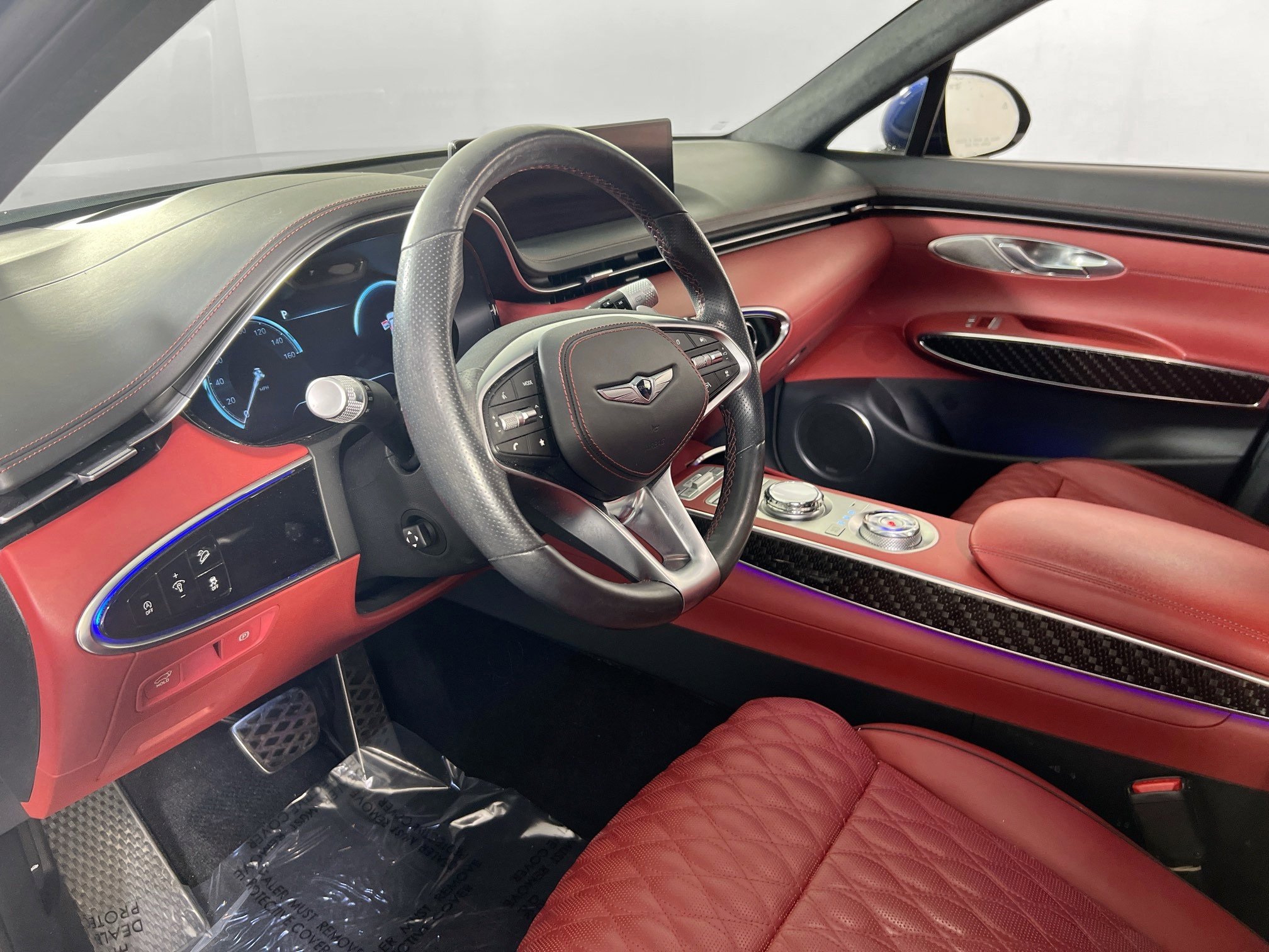 Used 2023 Genesis GV70 3.5T Sport w/ Sport Prestige Package image 9