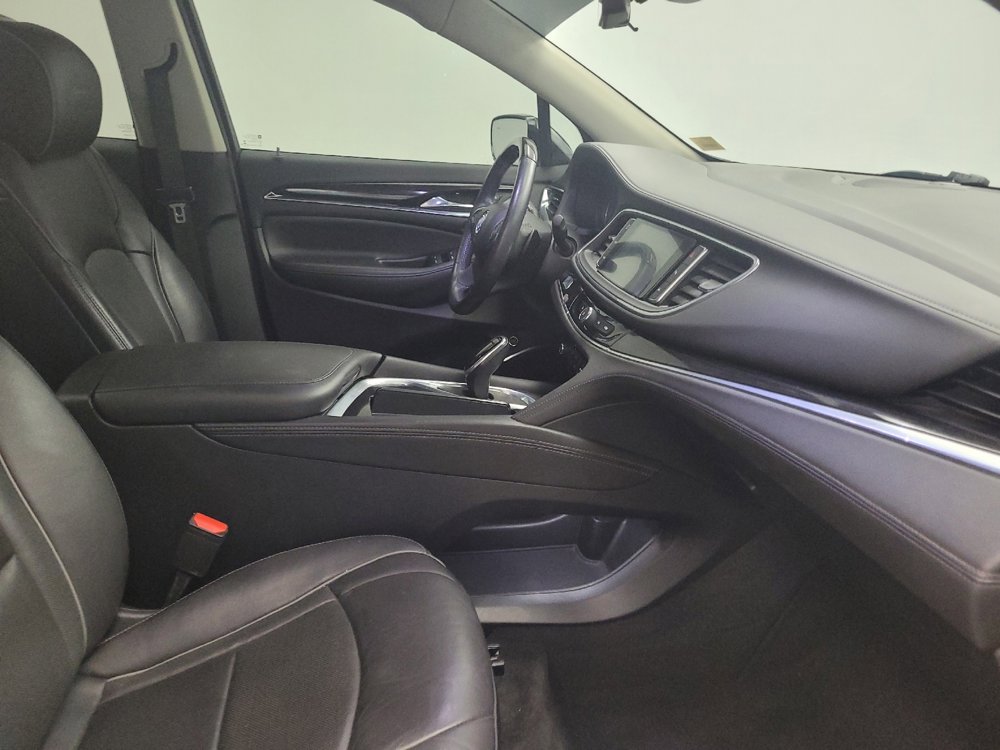 Used 2020 Buick Enclave Avenir w/ Avenir Technology Package image 21