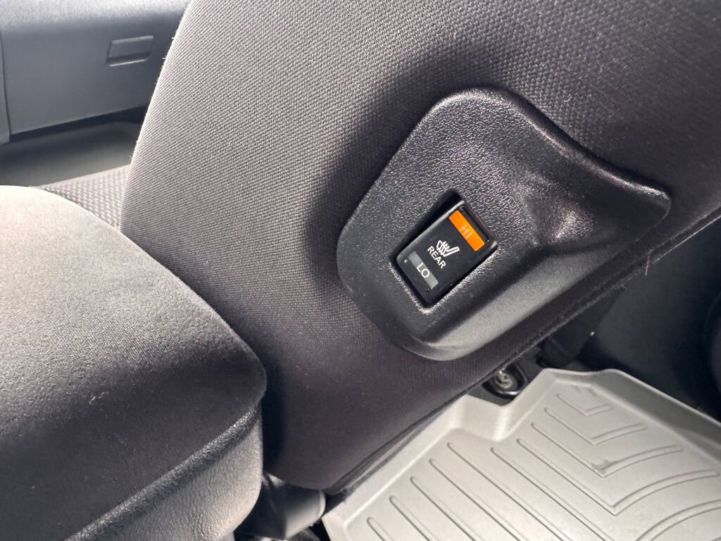 Used 2015 Nissan Leaf S w/ Charge Package image 16