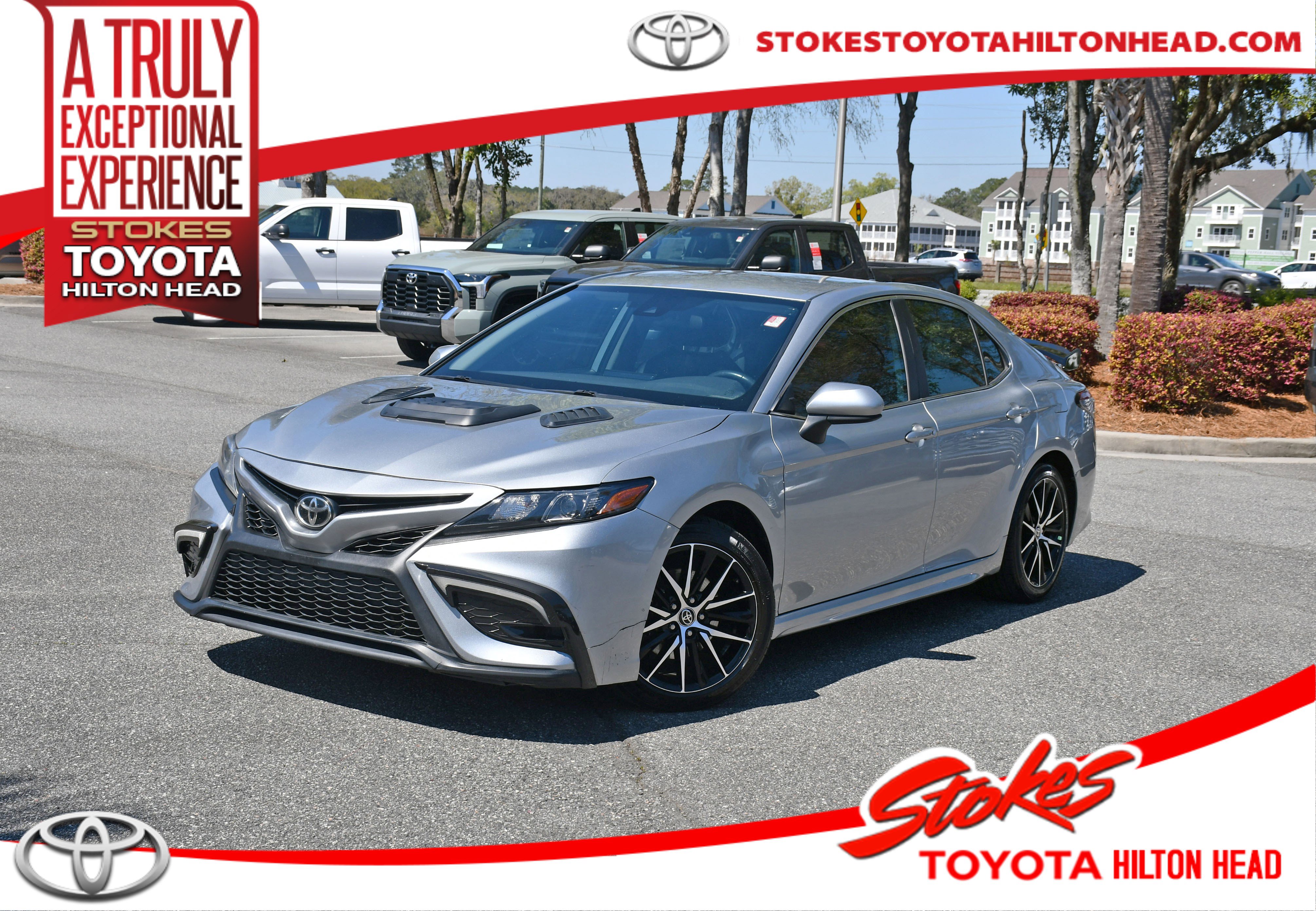 Used 2021 Toyota Camry SE image 1
