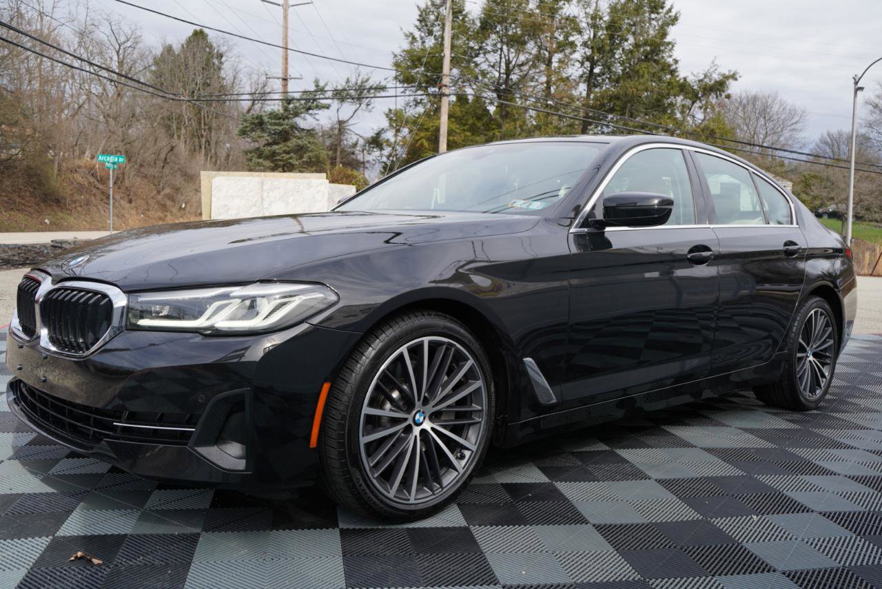 Used 2021 BMW 530i xDrive 530i xDrive Sedan w/ Convenience Package image 13