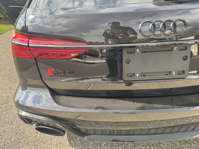 Used 2024 Audi RS 6 performance AWD/4WD image 40