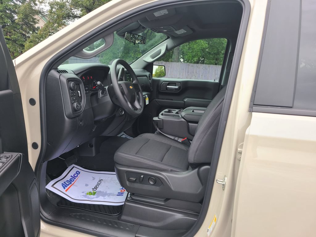 New 2026 Chevrolet Silverado 1500 Custom w/ Turbomax Blackout Package AWD/4WD image 2