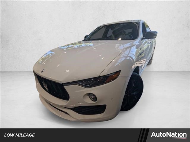 Used 2024 Maserati Levante GT Ultima image 1