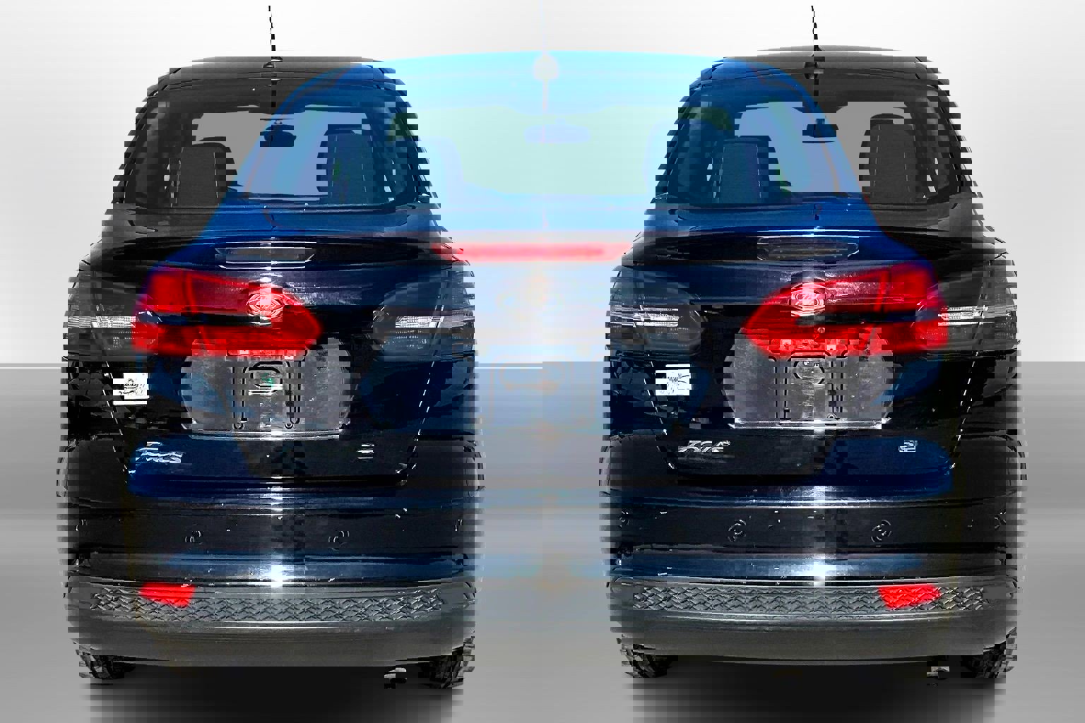 Used 2018 Ford Focus SEL image 4