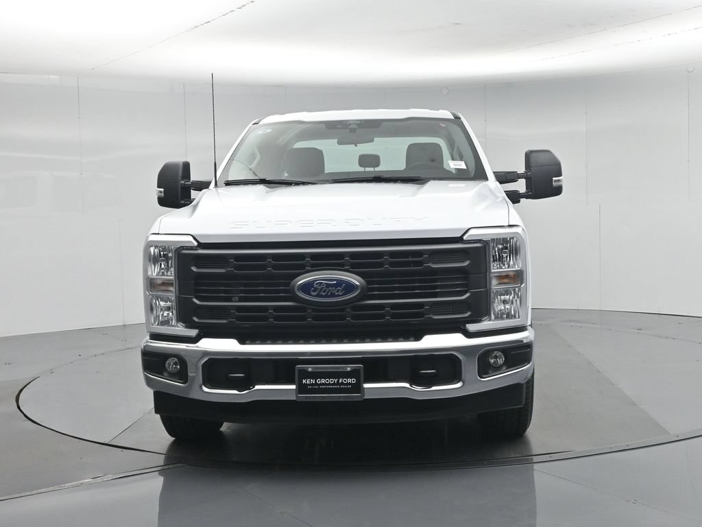 New 2026 Ford F350 XL w/ XL Chrome Package RWD image 22