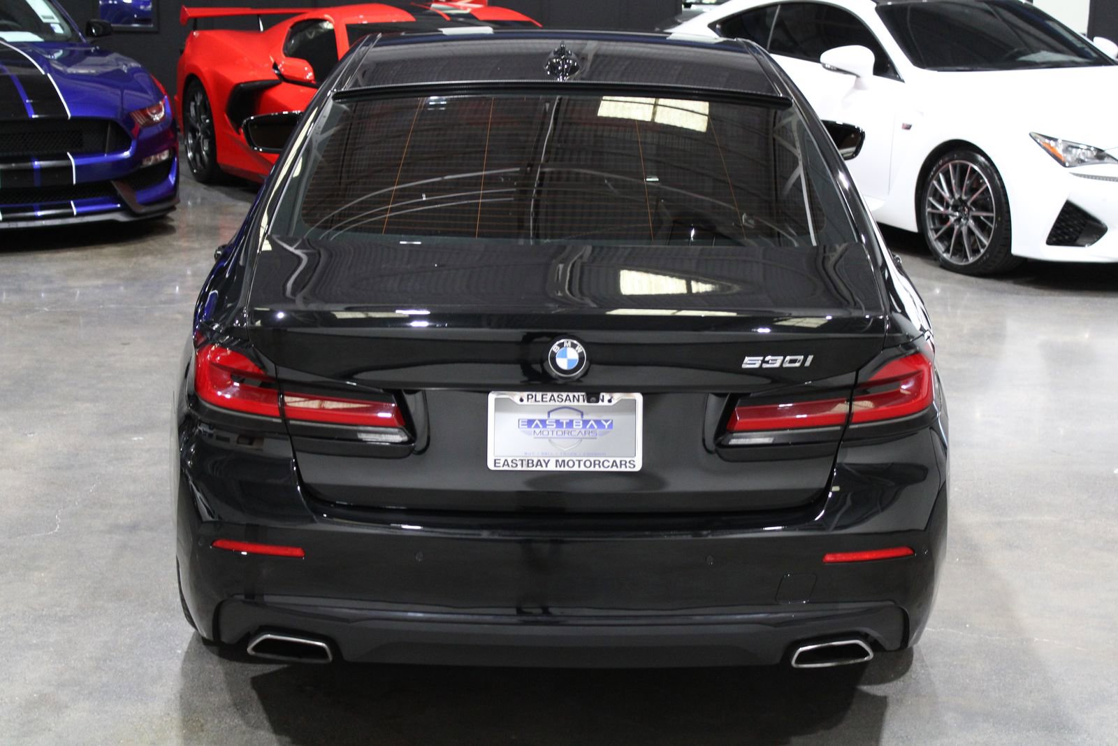 Used 2021 BMW 530i w/ Premium Package RWD image 13