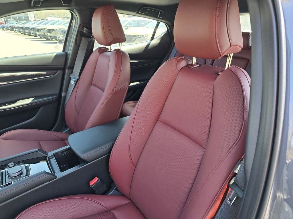 New 2026 MAZDA MAZDA3 Carbon image 20