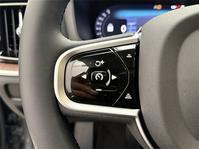 New 2026 Volvo V60 B5 Cross Country Plus w/ Protection Package Premier image 18