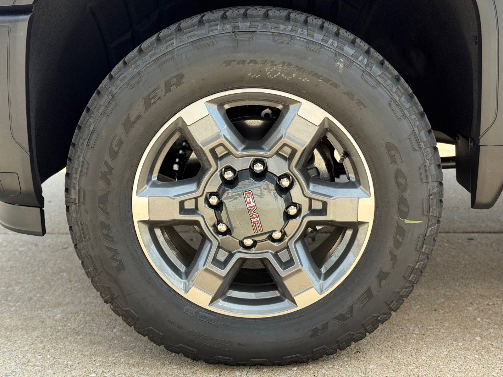 New 2026 GMC Sierra 2500 SLE w/ SLE Value Package; image 7