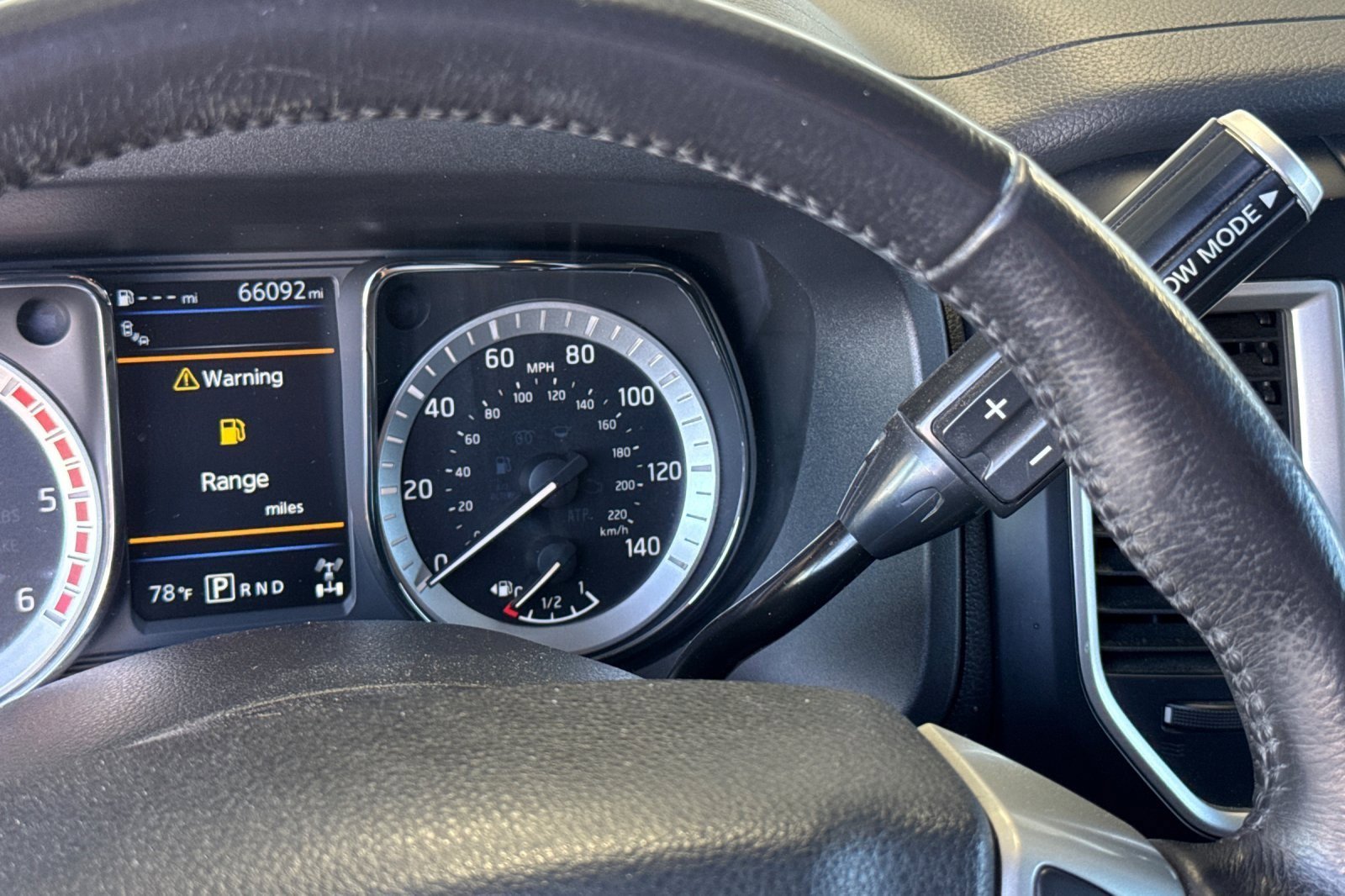 Used 2019 Nissan Titan SV w/ SV Convenience Package image 20