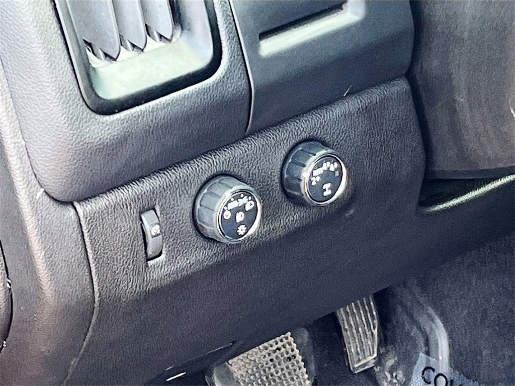 Used 2021 Chevrolet Colorado LT w/ LT Convenience Package image 10