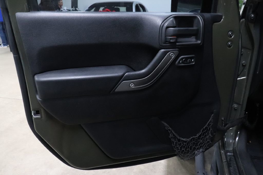 Used 2015 Jeep Wrangler Unlimited Sport w/ Quick Order Package 24S image 9