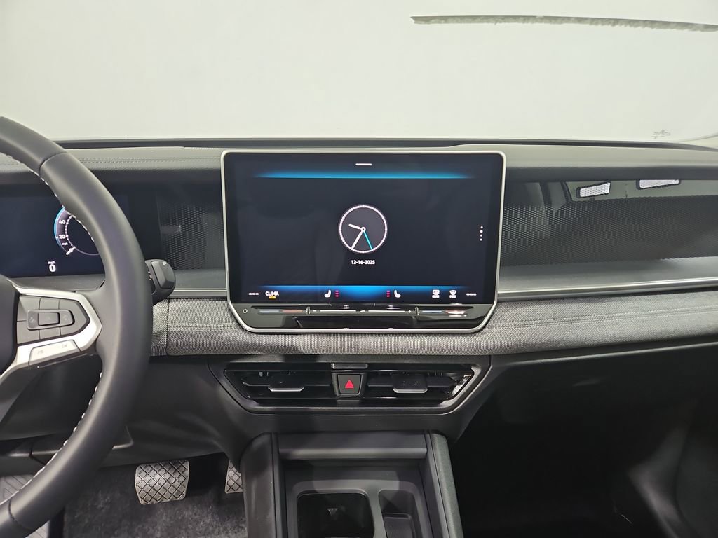 New 2026 Volkswagen Tiguan S image 18