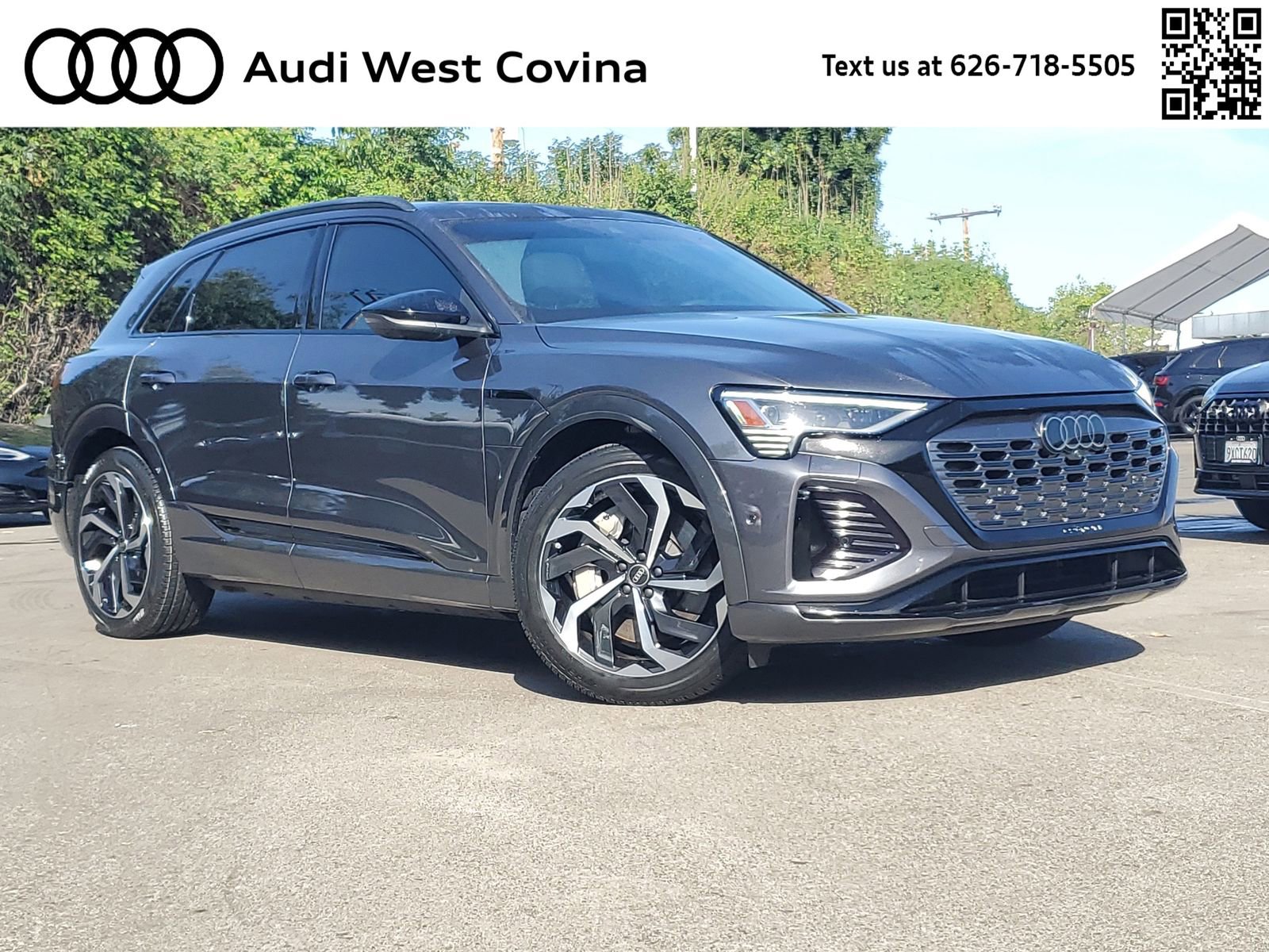 Used 2024 Audi Q8 e-tron Prestige w/ Prestige Package image 1