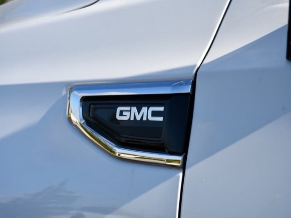 Used 2021 GMC Yukon XL SLT image 10