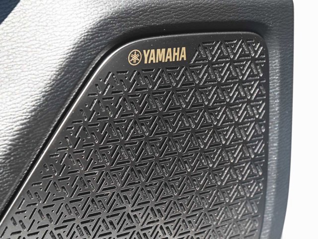 New 2025 Mitsubishi Outlander SE image 10