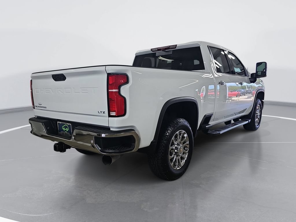 Certified 2026 Chevrolet Silverado 3500 LTZ w/ LTZ Premium Package AWD/4WD image 3
