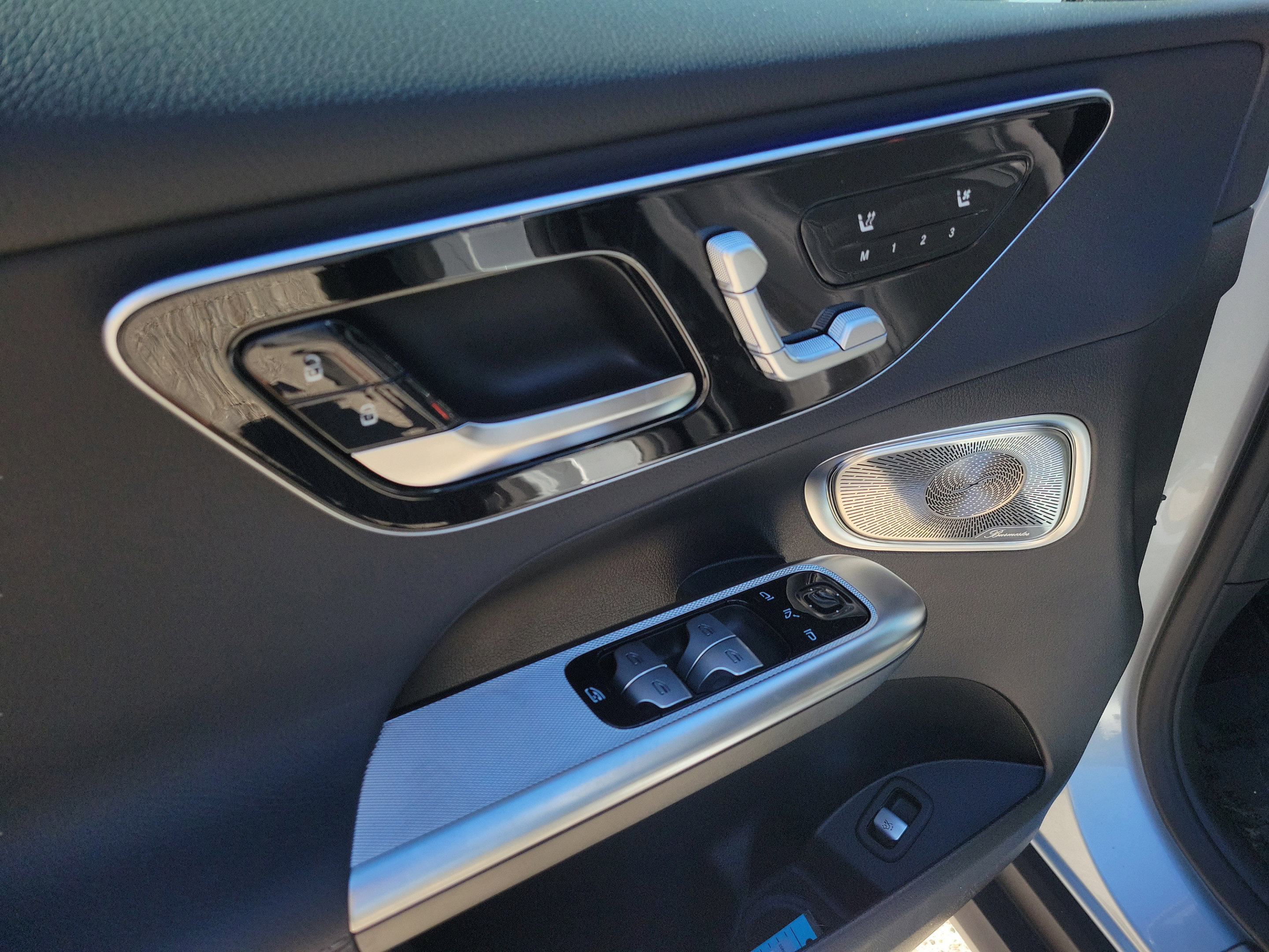Used 2026 Mercedes-Benz GLC 300 image 15
