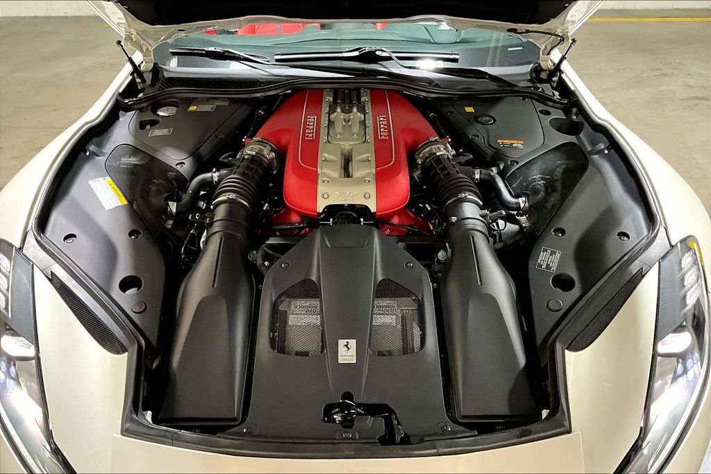 Used 2021 Ferrari 812 GTS RWD image 24