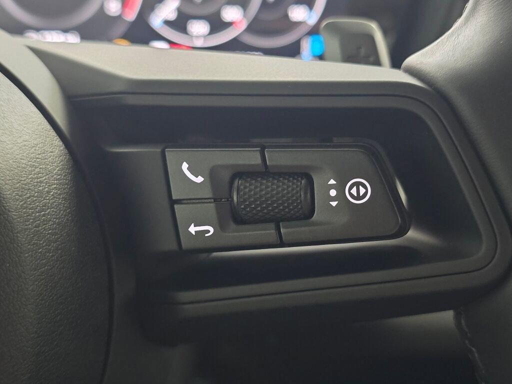 New 2026 Porsche Cayenne AWD/4WD image 47