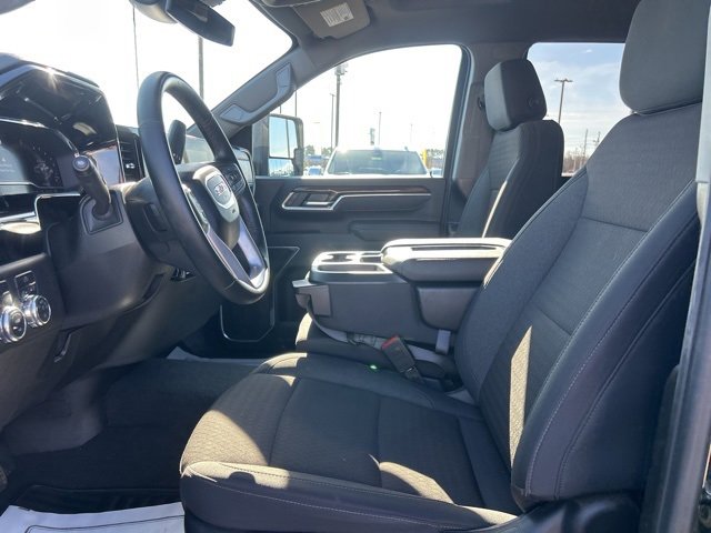 Certified 2025 GMC Sierra 2500 SLE w/ Preferred Package image 15